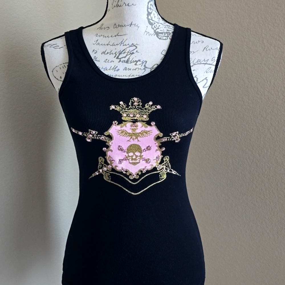 Yvette Mandell Pink skull and gold crown with rivets black tank top Small